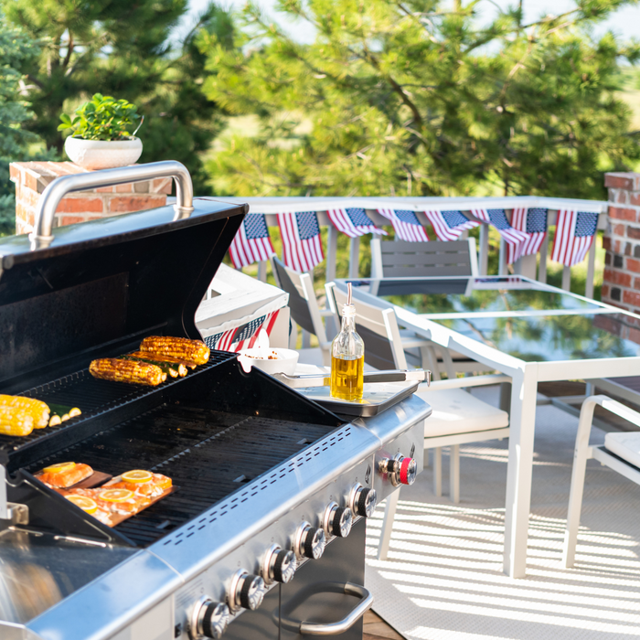 Exploring the World of Outdoor Grills: A Guide to the Different Types